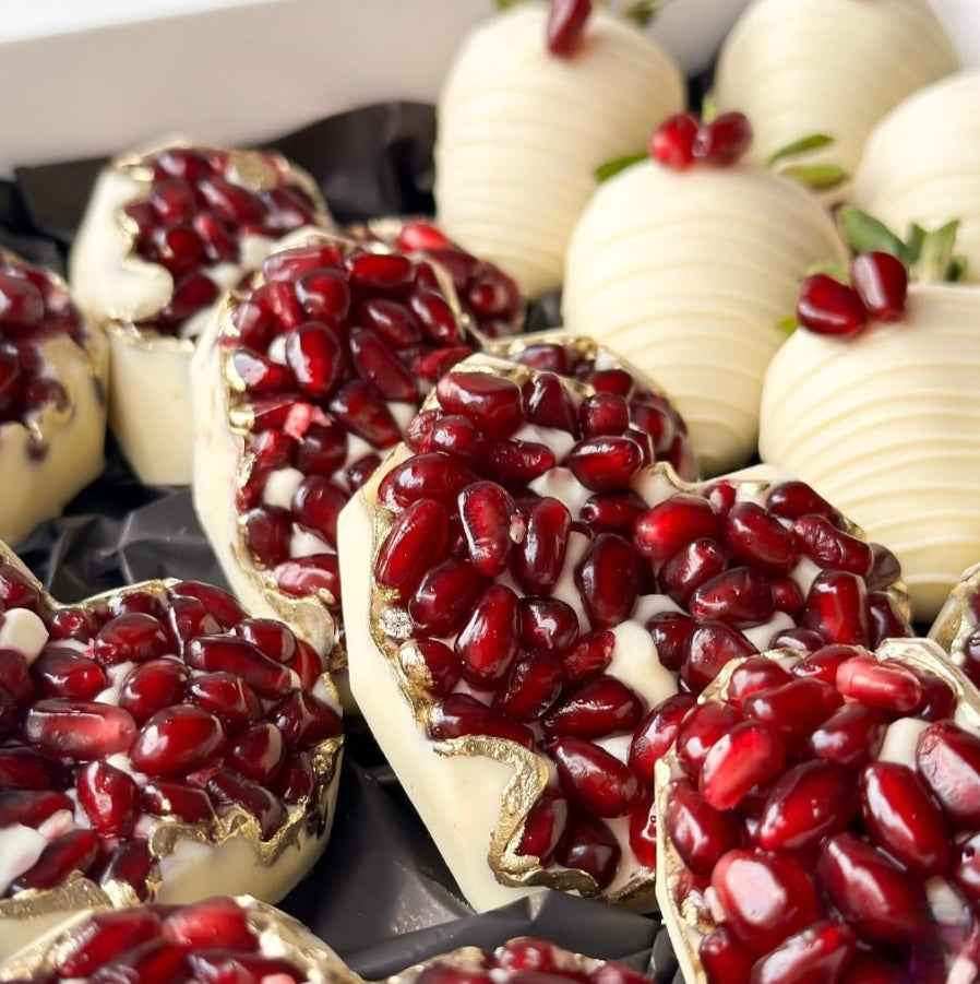 Winter Chocolate pomegranate Box/16pcs