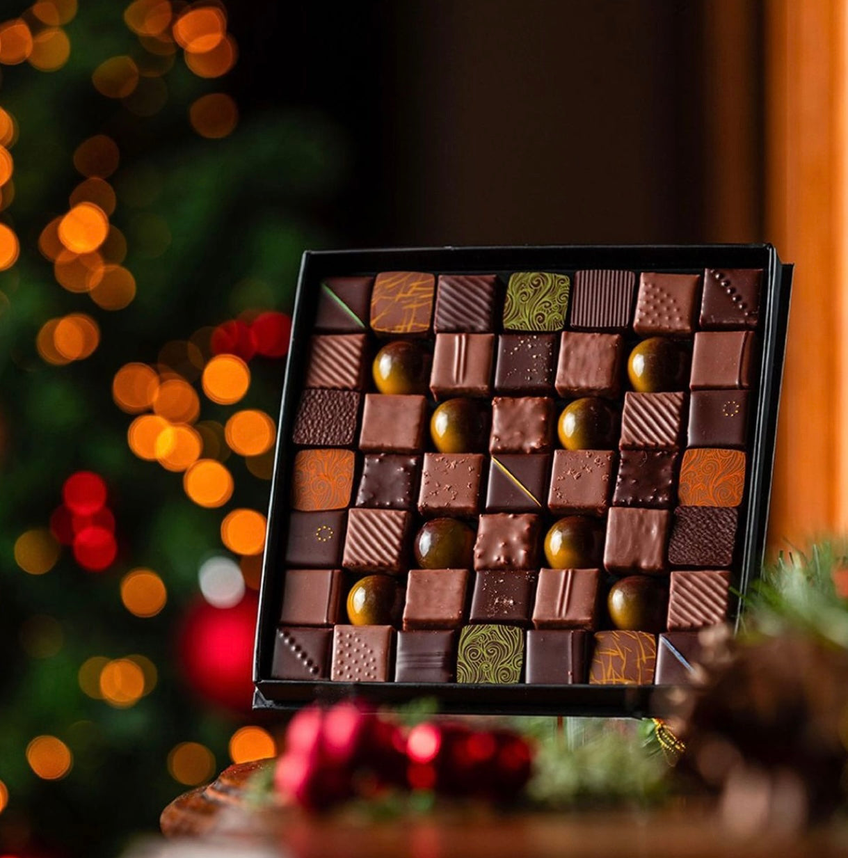 Artisan Chocolate Symphony Box 49pcs.